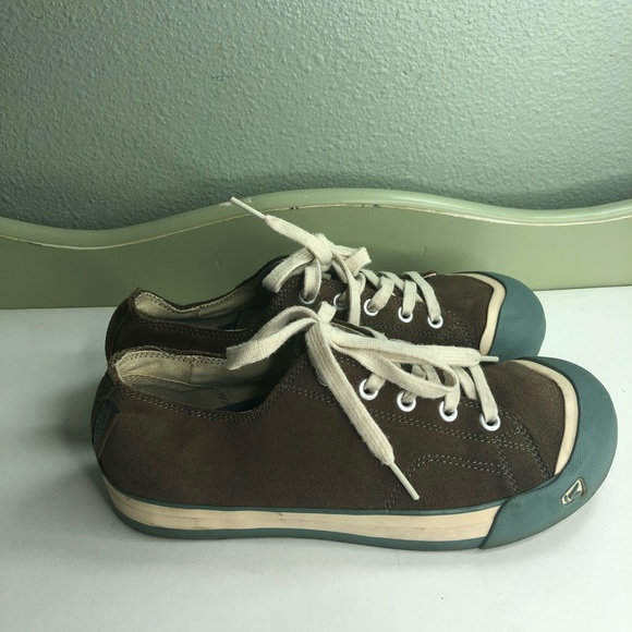 Keen Shoes - Keen shoes lace up sneakers women size 7.5 brown